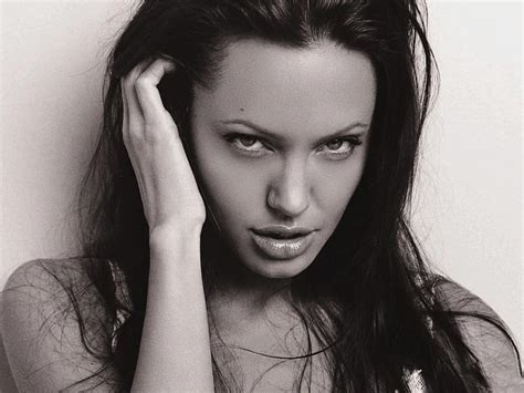 Nude photos of beautiful Angelina Jolie. Paparazzi, photosets, films etc.